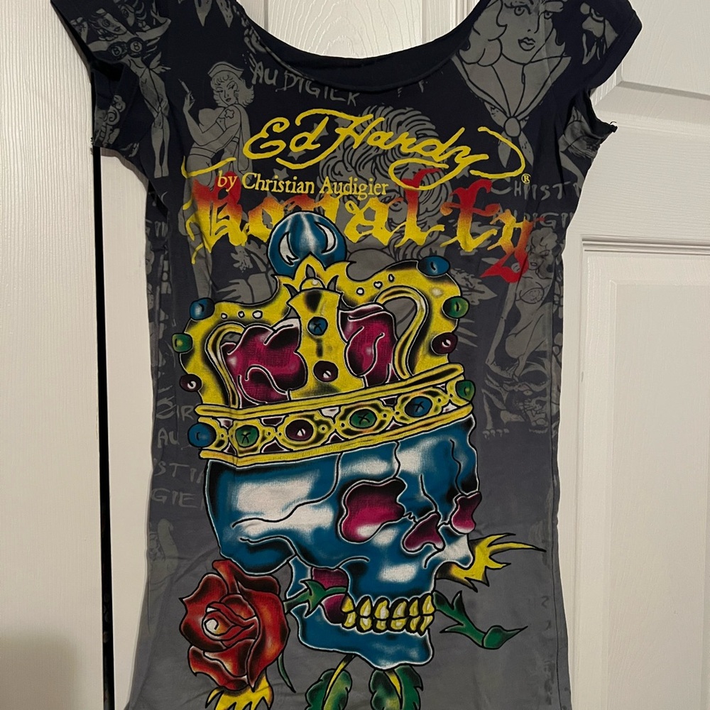 Ed Hardy women Tee with Skull and Crown Design - Black and Blue